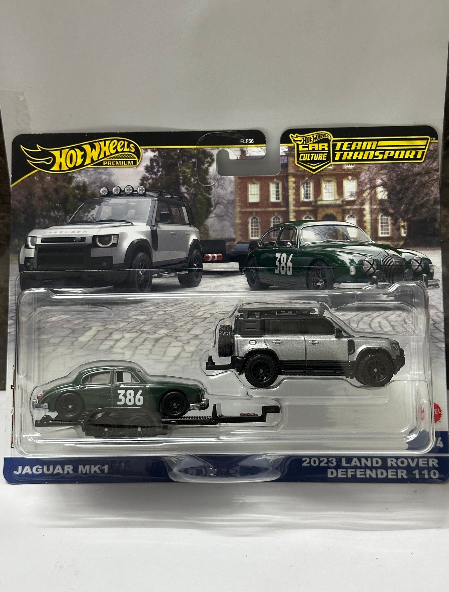 HOT WHEELS PREMIUM TEAM TRANSPORT 2023 LAND ROVER DEFENDER 110 & JAGUAR MK1