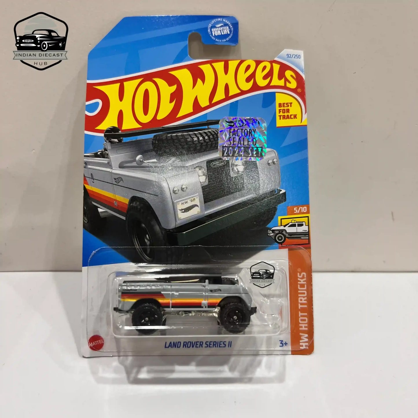 Hot Wheels Land Rover Series II (Exclusive Recolor) – 2024 Factory Sealed Card – Imported – 1-64 Scale
