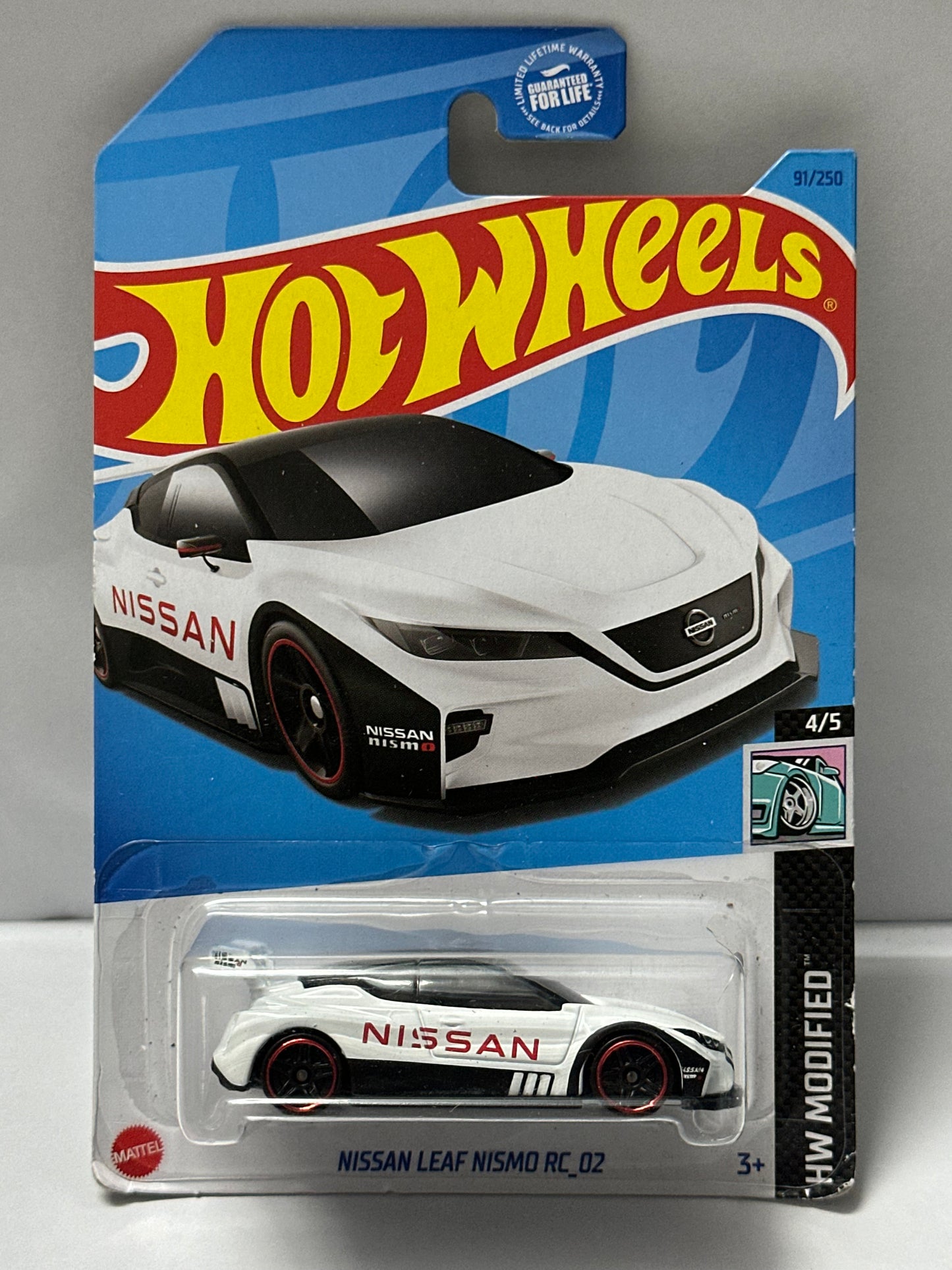 Hot Wheels Nissan Leaf Nismo RC_02 - 1:64 Diecast Car