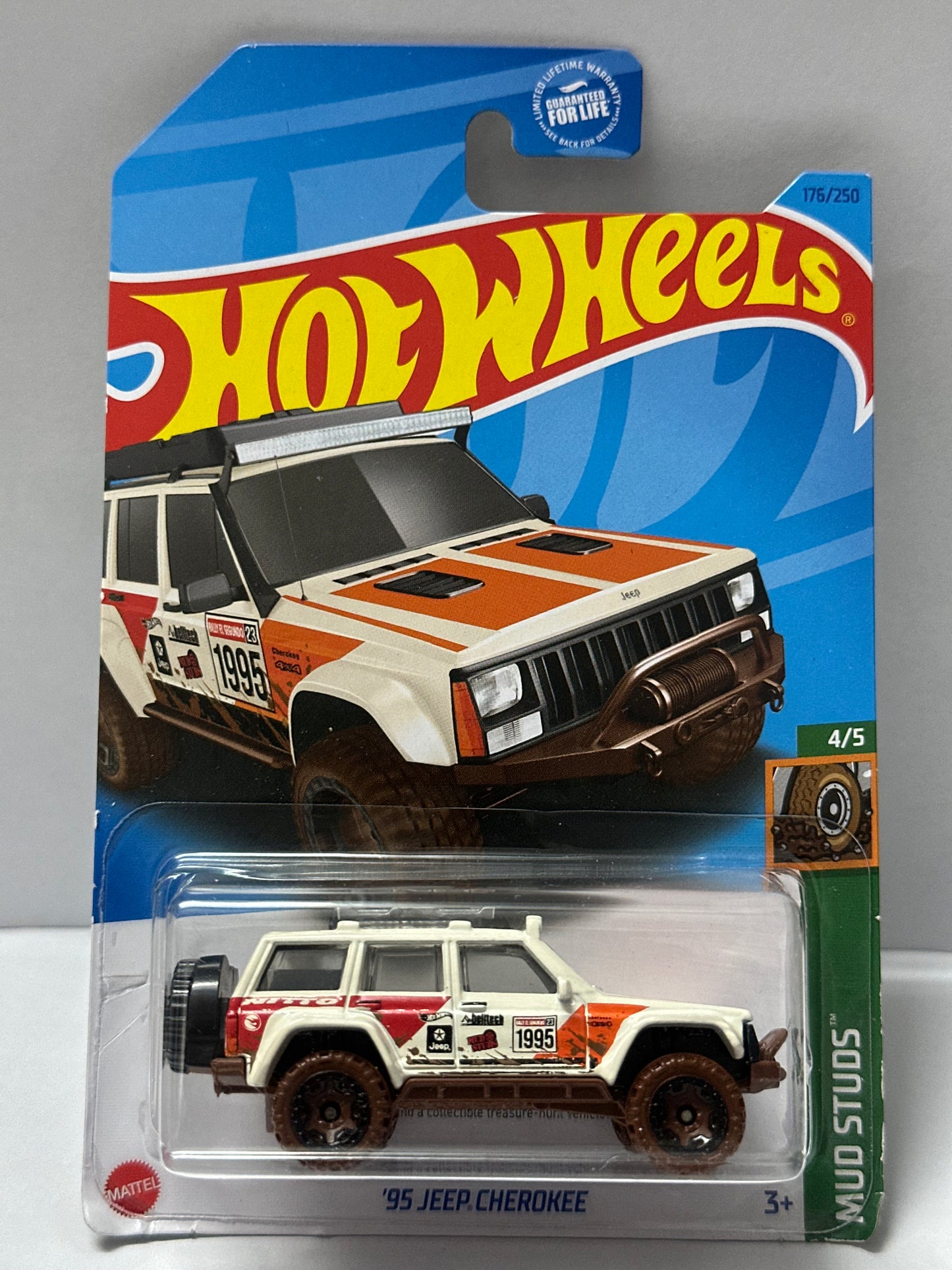 Hot Wheels Treasure Hunt - 1:64 Diecast Car