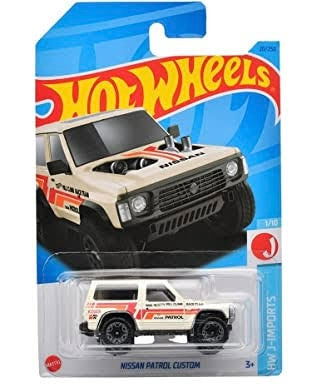 Hot wheels-NISSAN PATROL CUSTOM damaged card - Indian Diecast Hub