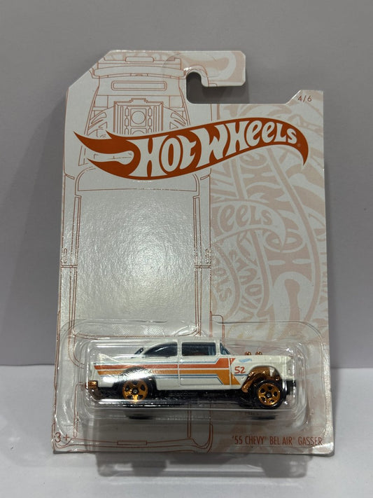 Hot Wheels '55 Chevy Bel Air Gasser - Pearl & Chrome - Pearl & Chrome Exclusive 4/6