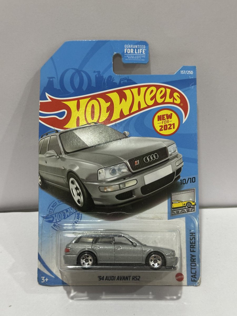 Hot Wheels '94 Audi Avant RS2 - Factory Fresh 157/250