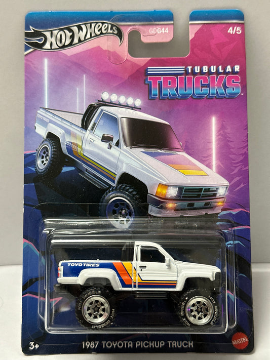Hot Wheels Tubular Trucks 1987 Toyota Pickup Truck - 1:64 Diecast Car